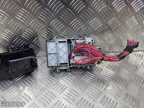 2011 opel astra fuse box rhd under the panel 13222786