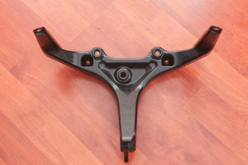 04 05 2004 2005 honda cbr 1000rr upper fairing stay bracket mount oem