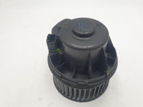 Volvo v40 heater motor blower fan 2013 av6n-18456-ba