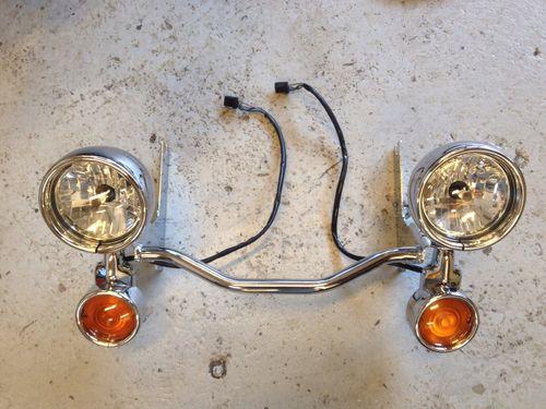 Harley touring passing lamp set with turn signal and frenching rings