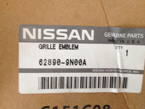 2009-2012 nissan maxima front grille emblem chrome genuine oem brand new