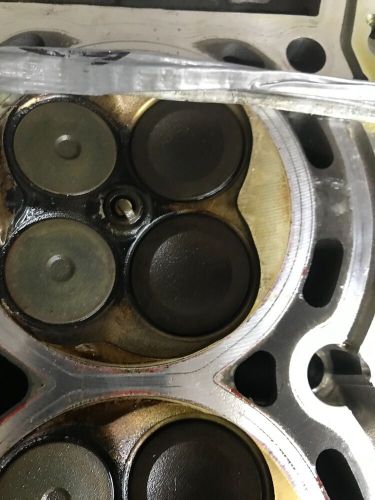 Seadoo spark rotax 900 ace cylinder head has damage