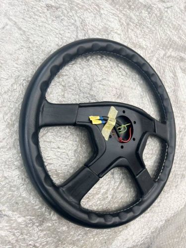 Momo steering  wheel bmw alpina  b6 e30 leather steering wheel very good