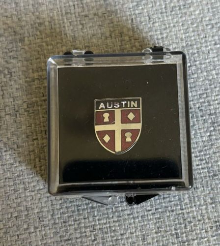 Austin classic car enamel metal lapel pin badge in gift box