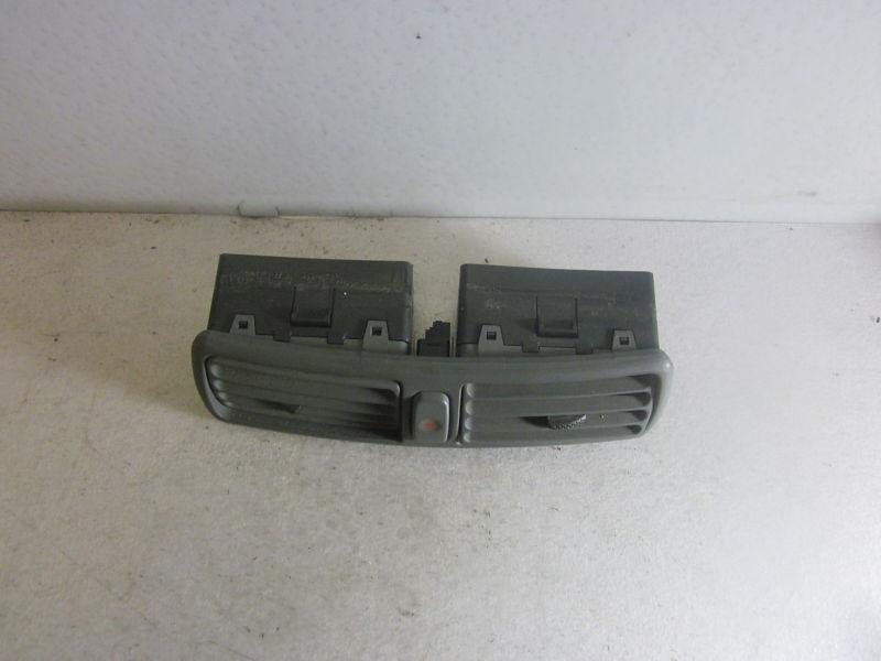 1999-2003 mitsubishi galant center heater a/c vents with hazard oem *p48