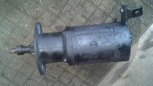 Jeep mb/gpw - starter motor 6v - used ... works good.. fits l head cj2a etc..