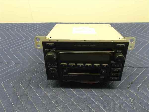 1999-2000 toyota sienna radio cd player am/fm oem lkq