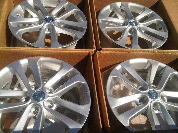 17"  nissan altima juke factory oem alloy wheels rims d03001ka2a brand new