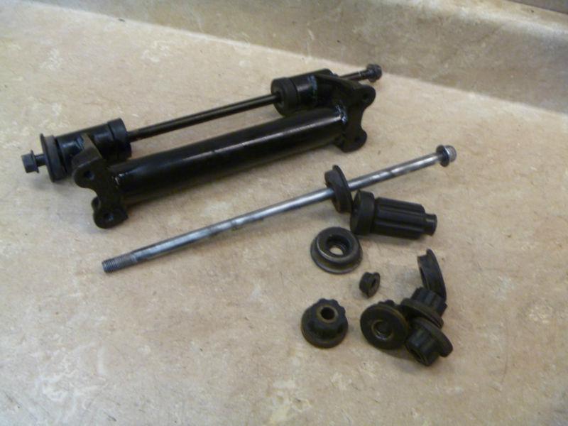 Kawasaki vn1500 vn 1500 vulcan original motor mount hardware 1996