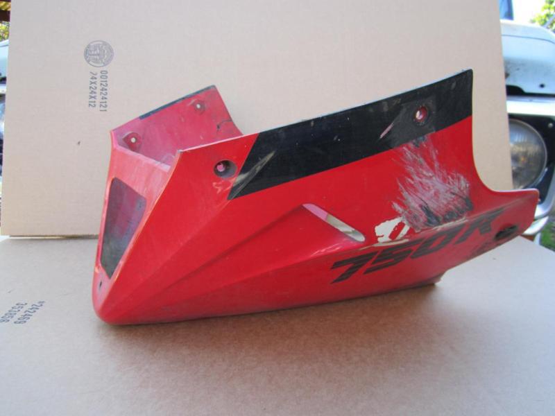 1990 kawasaki zx750 ninja zx 750 .. lower front cowling