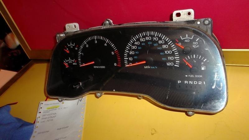 00 01 dodge ram 1500 pickup speedometer instrument gauge cluster tach mt mph