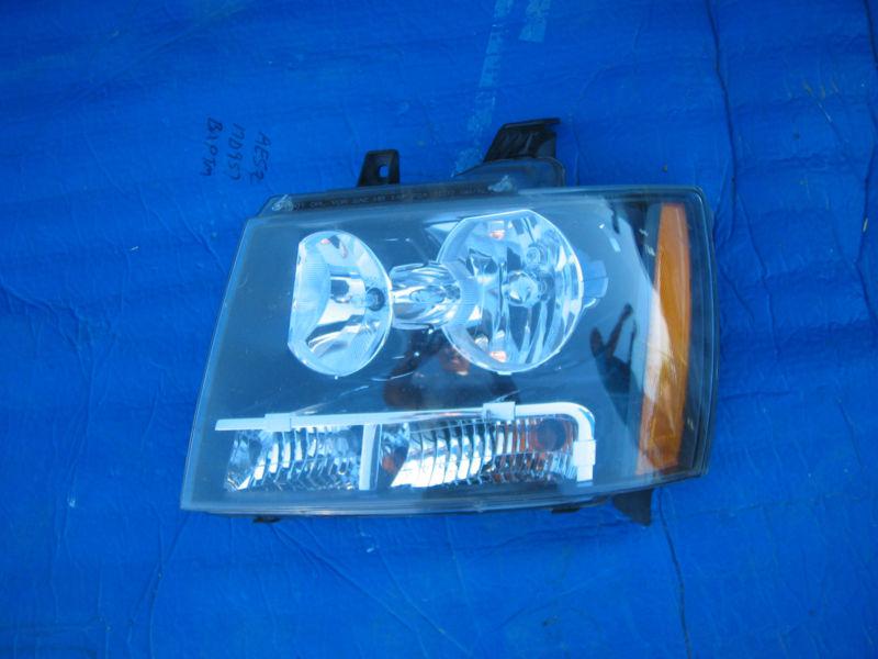 Chevy suburban tahoe avalanche headlight lamp oem factory 07 2008 09 2010