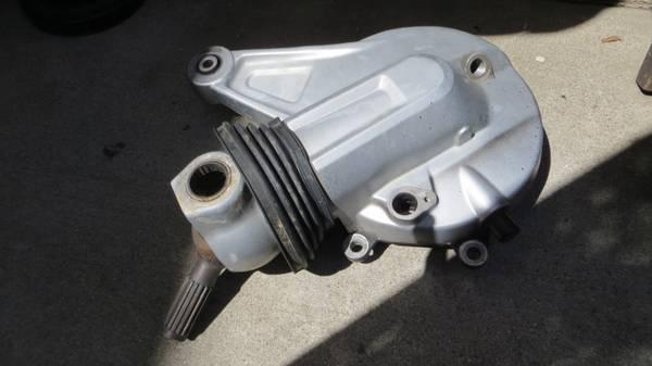 Oem bmw r1150rt final drive housing and cover 