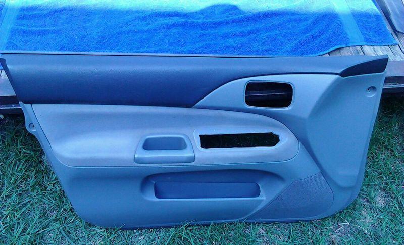 03 04 05 06 mitsubishi lancer door panel driver's door interior panel  