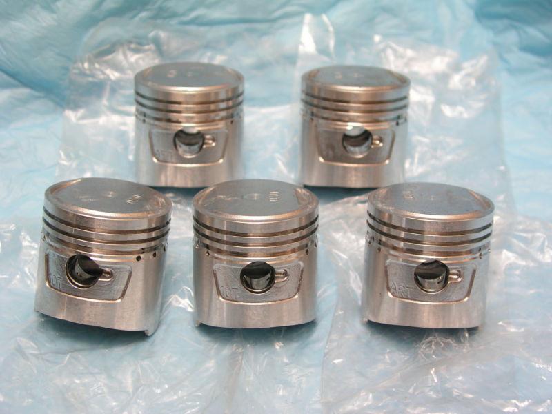 Honda cb100 lot of 5 nos pistons s2 13103-107-760  - cl100 sl100 xl100