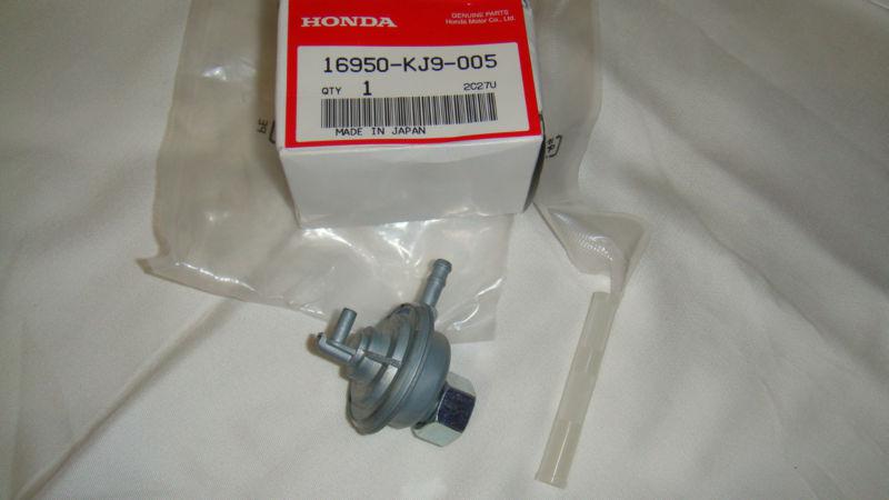 Genuine honda ch125 ch150 ch250 ch80 nh80 nq50 spree elite new petcock oem