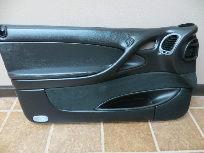 04 05 06 pontiac gto door panel black suede driver lh  05 ls1 ls2