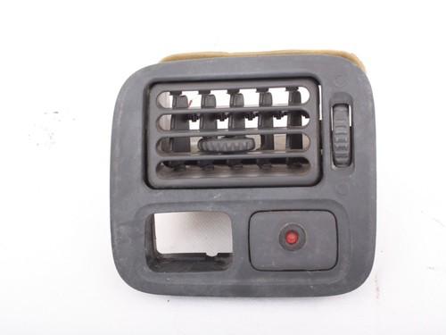 96-00 honda civic left dash ac vent