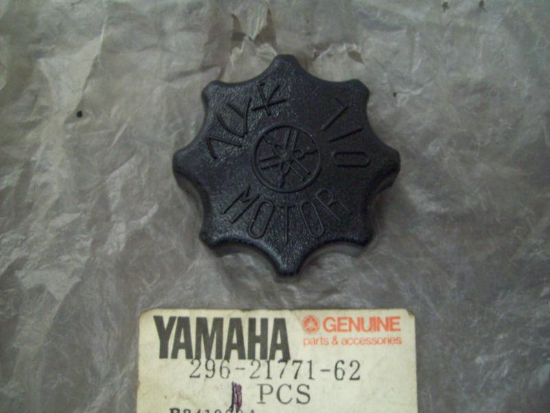 Geneuine yamaha oil tank body cap sr sw sl gp ew ss & more 296-21771-62 new nos