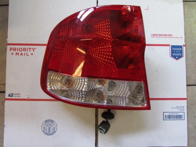 04 05 06 aveo driver left lh l. tail light ntbk 7688