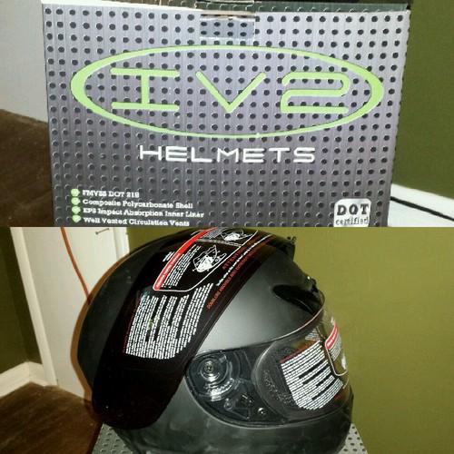 Iv2 motorcycle helmets