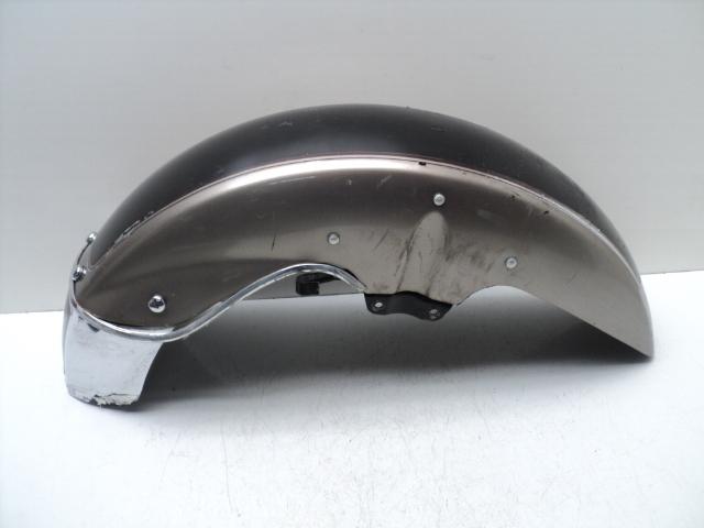 #3236 honda gl1200 goldwing aspencade front fender / mudguard