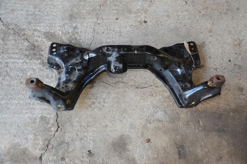 1994 honda del sol 5 spd b16a3 #1453 front cross member assembly