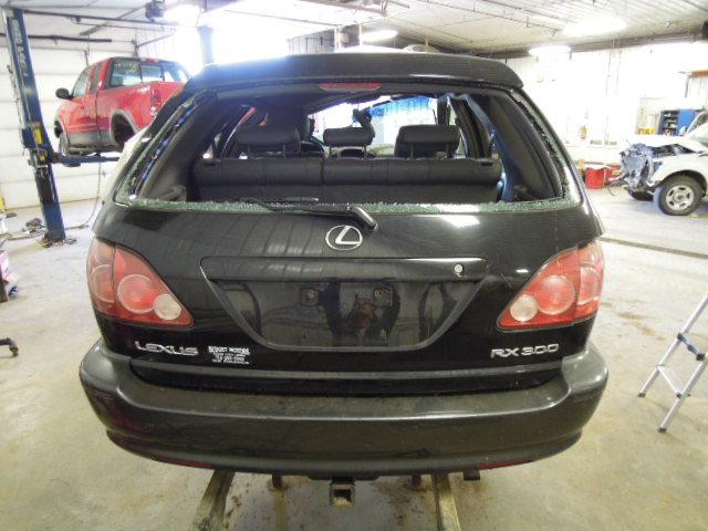 1999 lexus rx300 outer tail light lamp right