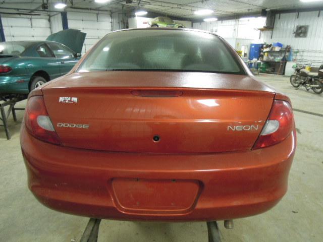 2000 dodge neon tail lamp light right