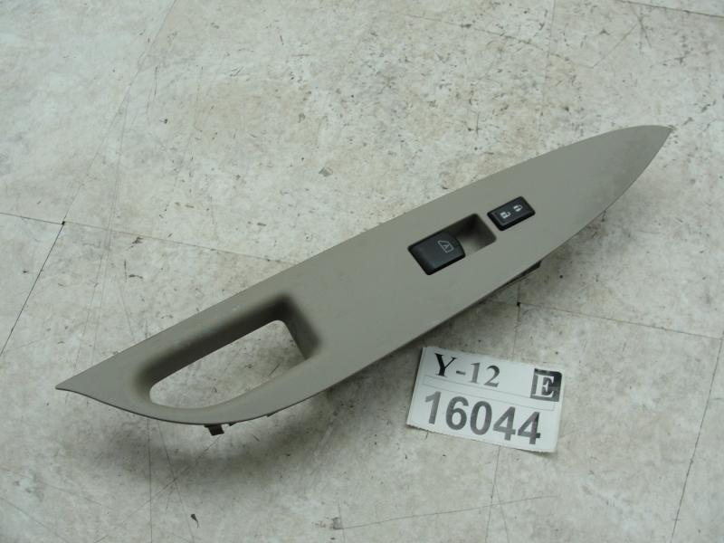 2010 2009 g37 sedan right passenger side front door power window control switch