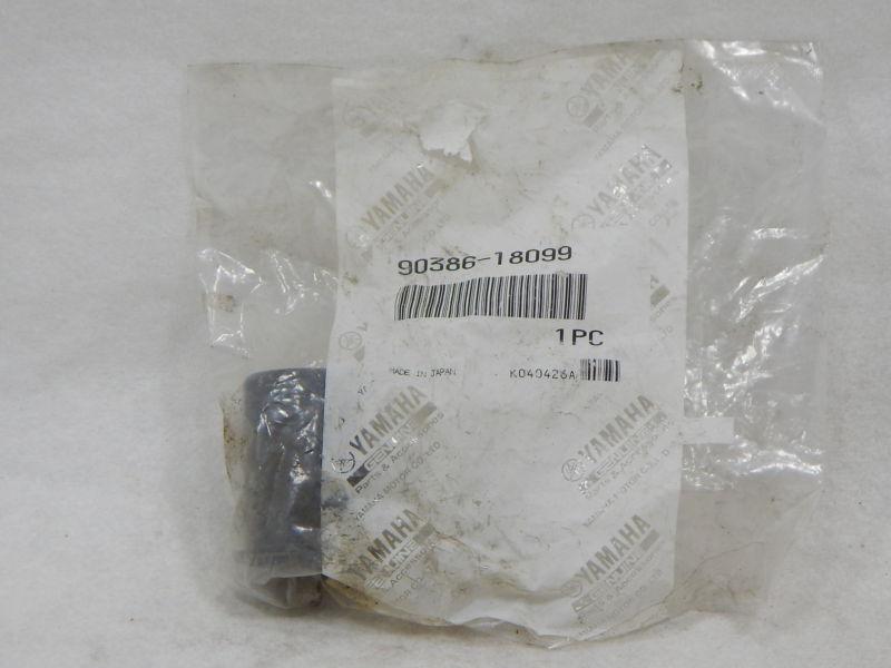 Yamaha 90386-18099 bushing *new