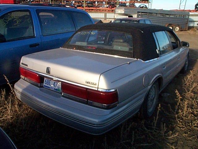 1990 lincoln continental outer tail light lamp right