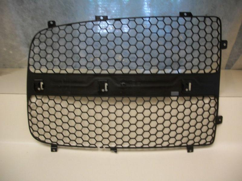 Dodge ram 1500 2500 3500 04 05 grille insert filler panel rh oem orignal