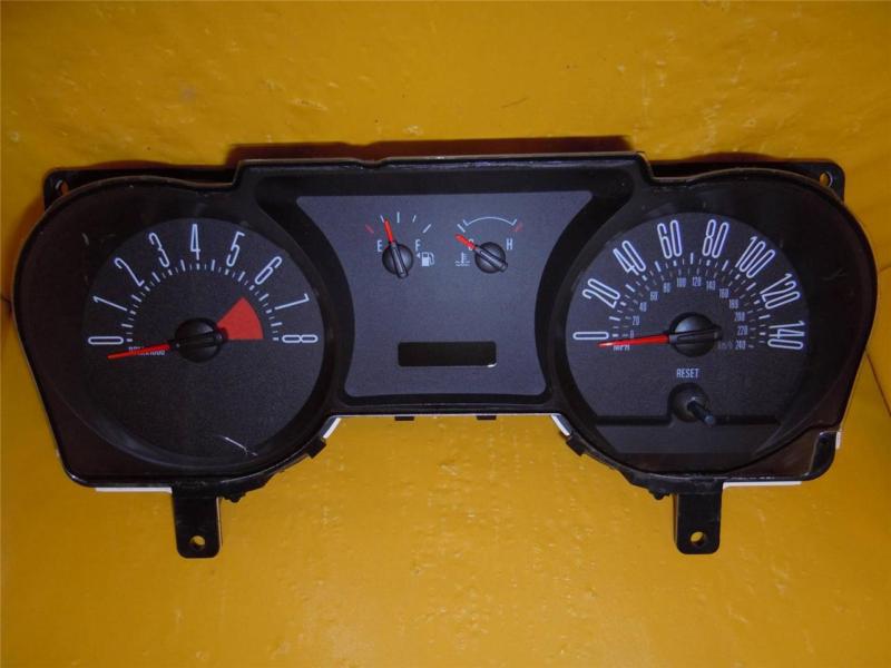 05 mustang speedometer instrument cluster dash panel gauges 46,559