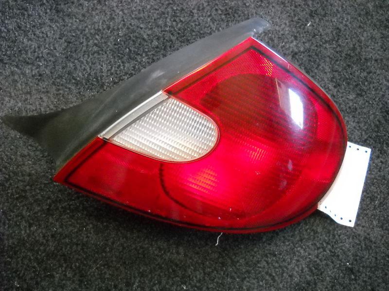 Right side taillight 2000-2002 dodge neon