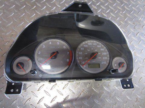 Speedometer cluster in kph oem, 03-05 honda civic coupe, 2-dr (250-265 kms)