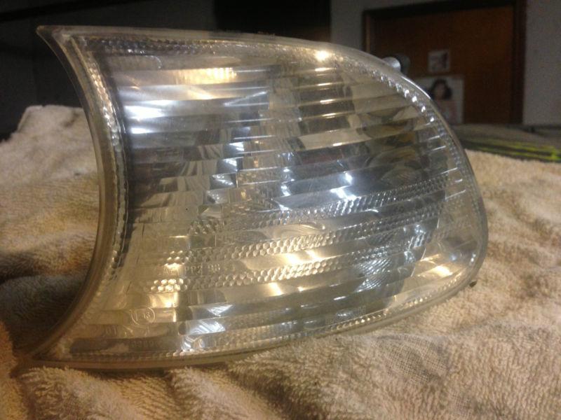 Bmw e46 2 door coupe side marker light oem  drivers side lh left 02 330ci