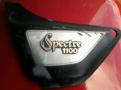 Kawasaki 1982 kz1100 spectre left side frame cover