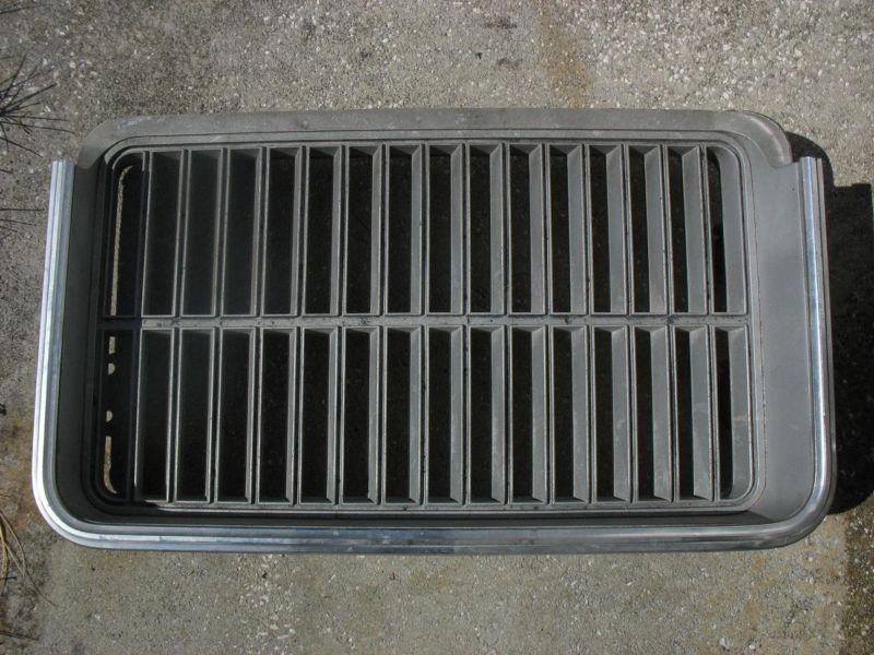 1971 olds oldsmobile cutlass supreme right side metal grill grille