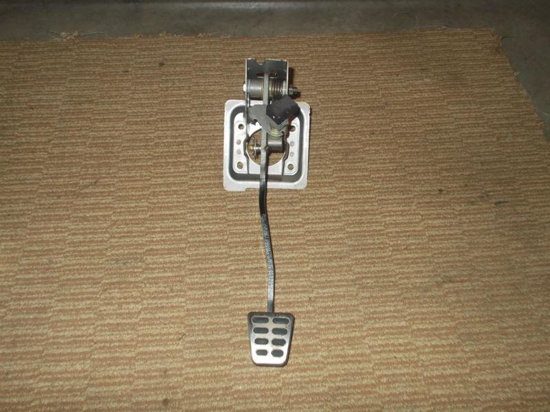 2005 hyundai tiburon used brake pedal