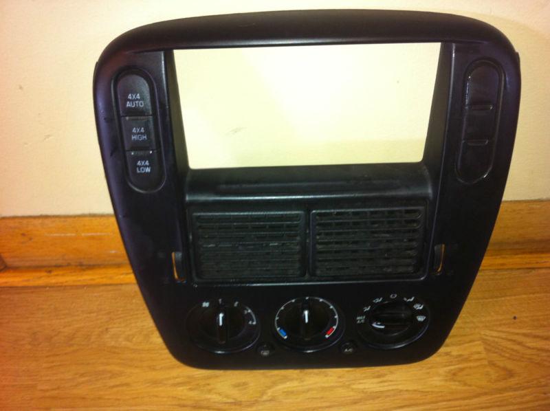 2003-05 ford explorer radio bezel dash trim panel heat ac climate oem