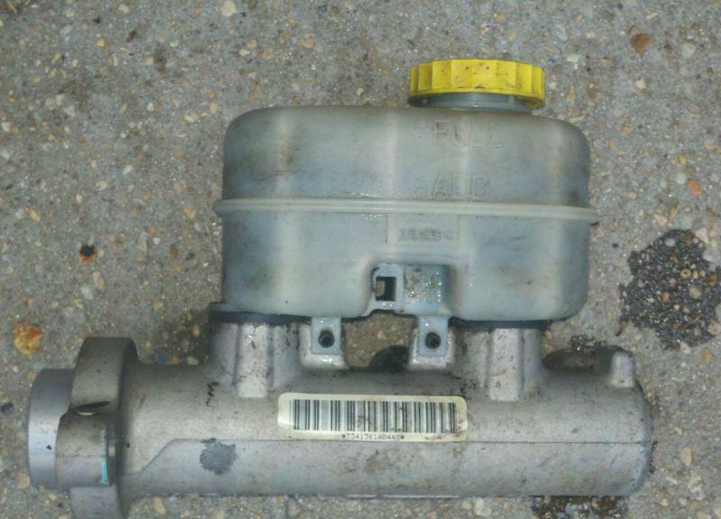 2001 dodge ram 1500 brake master cylinder used