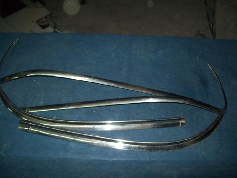 1954 dodge coronet 4door back glass moldings