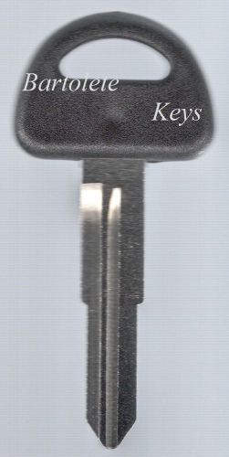 Key blank fits suzuki sidekick x90 swift xl7 geo chevrolet tracker metro