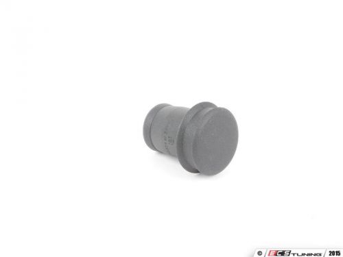 Genuine bmw 12v receptacle cover