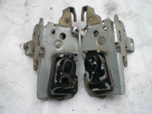 Porsche 914 door locks left and right