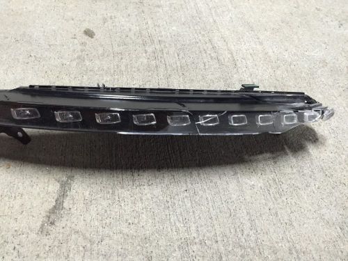 Audi q7 turn signal lamp right passenger front running light 4l0953042d damaged