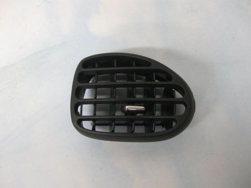 Chevrolet trailblazer passenger rh ac heater dash vent &#034;black&#034; 2006 - 2009 oem