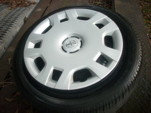 2015 toyota scion xb oem 16&#034; 5 lug rim, bridgestone el400 tire and wheel cover