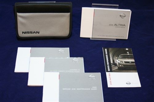 05 2005 nissan altima owners manual set with case - free shipping